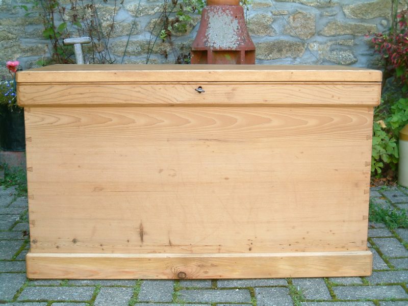 Victorian pine linen box