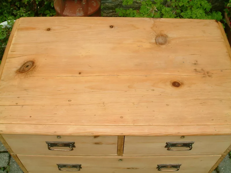 Image of the top of the antique pine chest