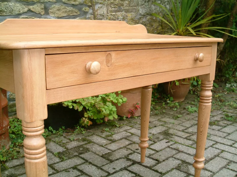 Close image of the drawer of the Victorian pine side table