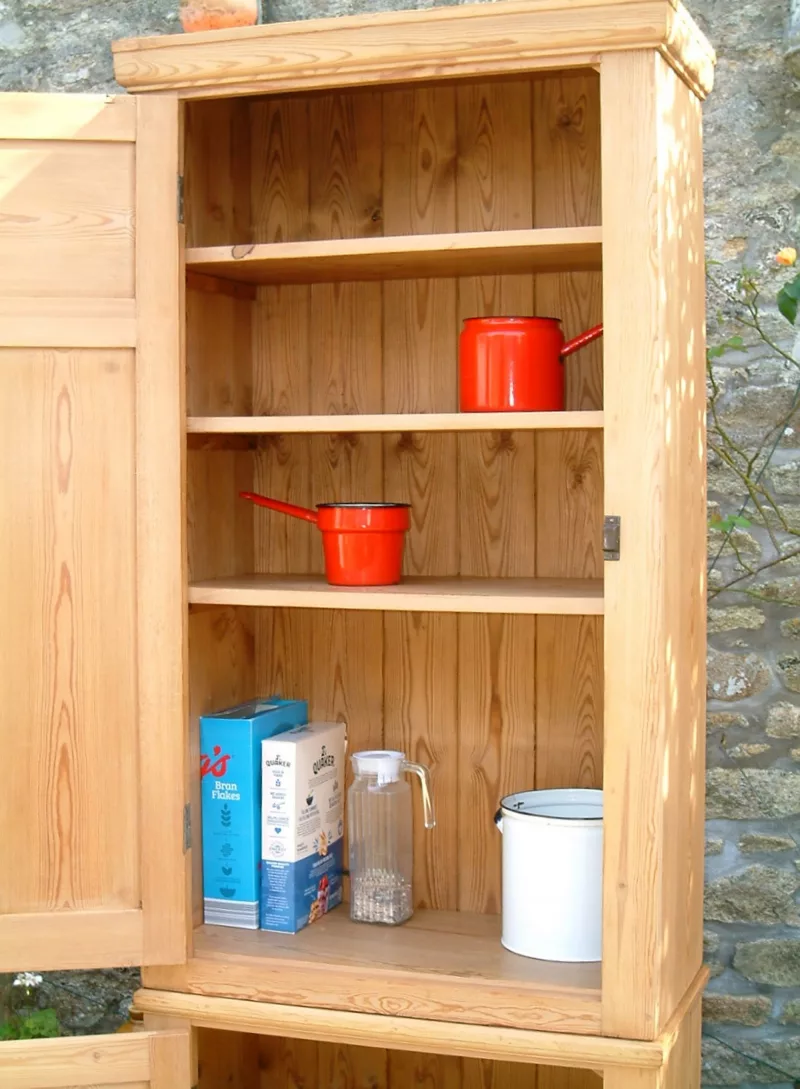 Image of the interior of the antique cupboard with suggested use