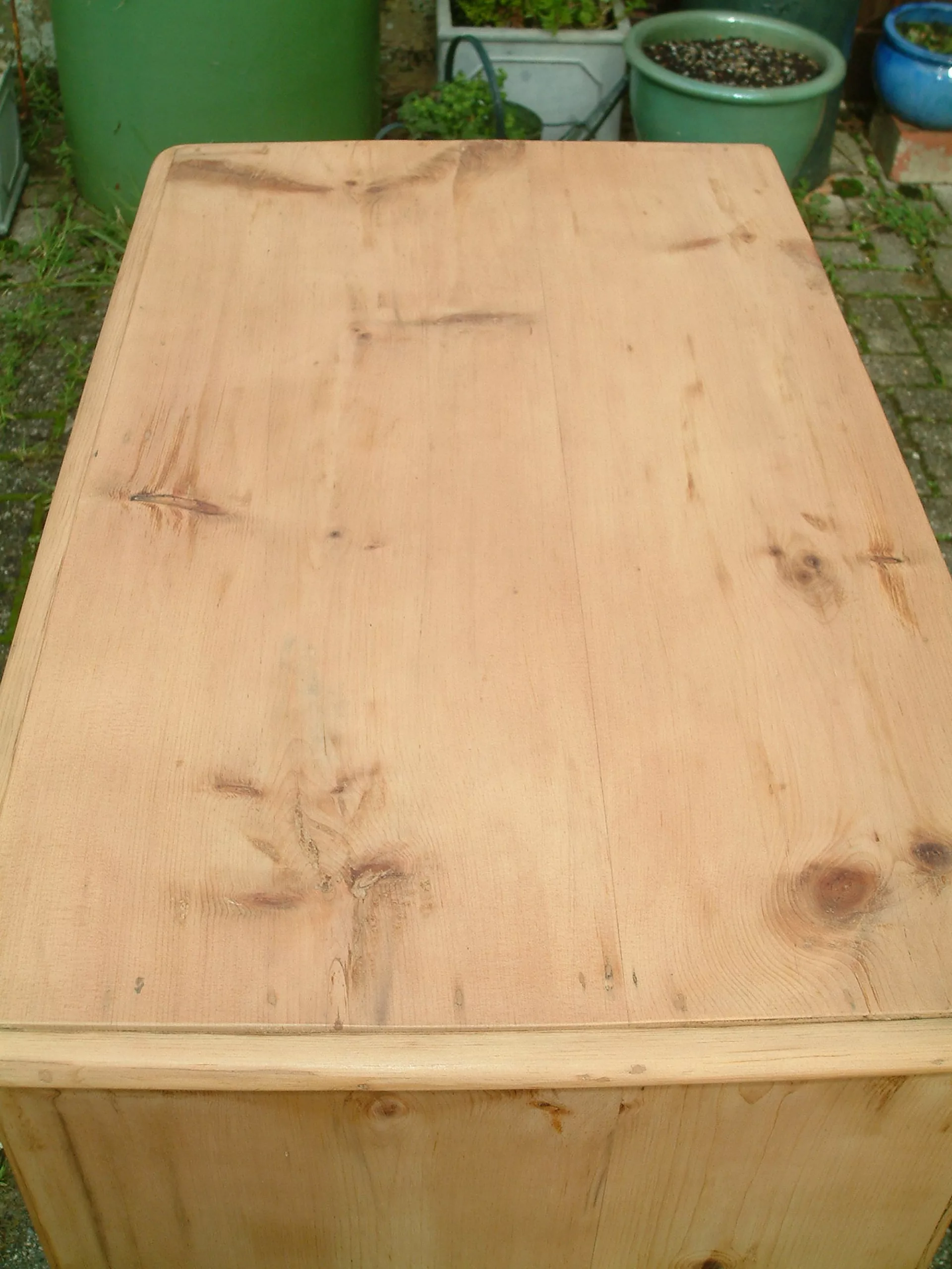 Image of the fine top on the Victorian pine chest