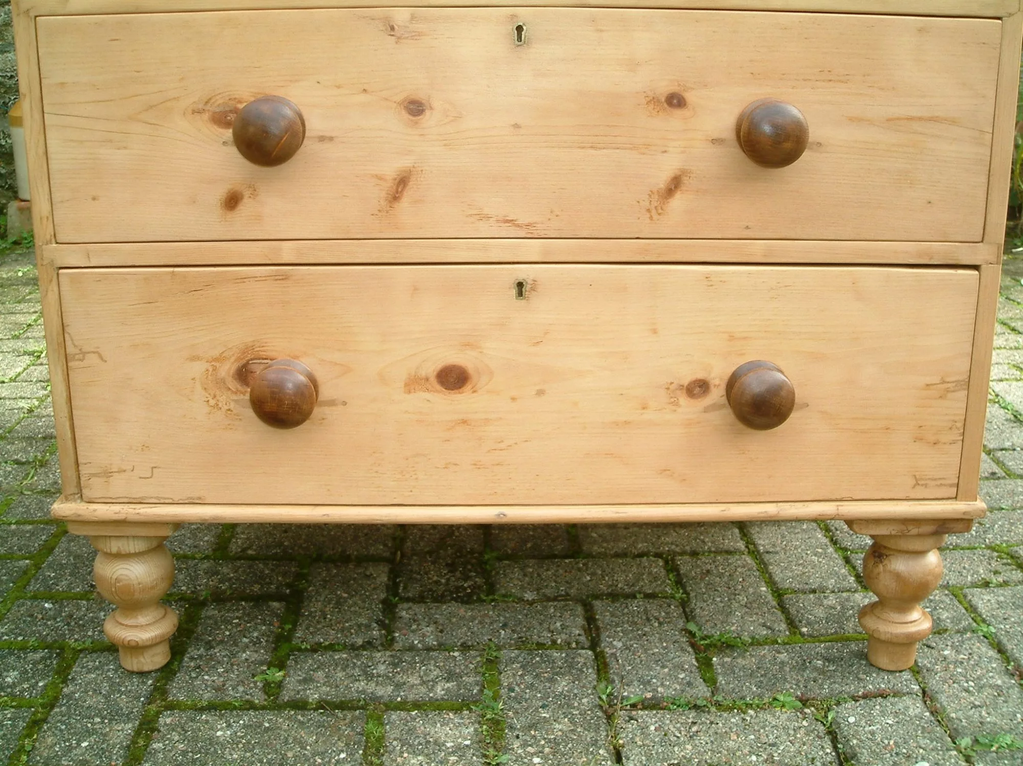 Close image of the base drawers on the Victorian pine chest