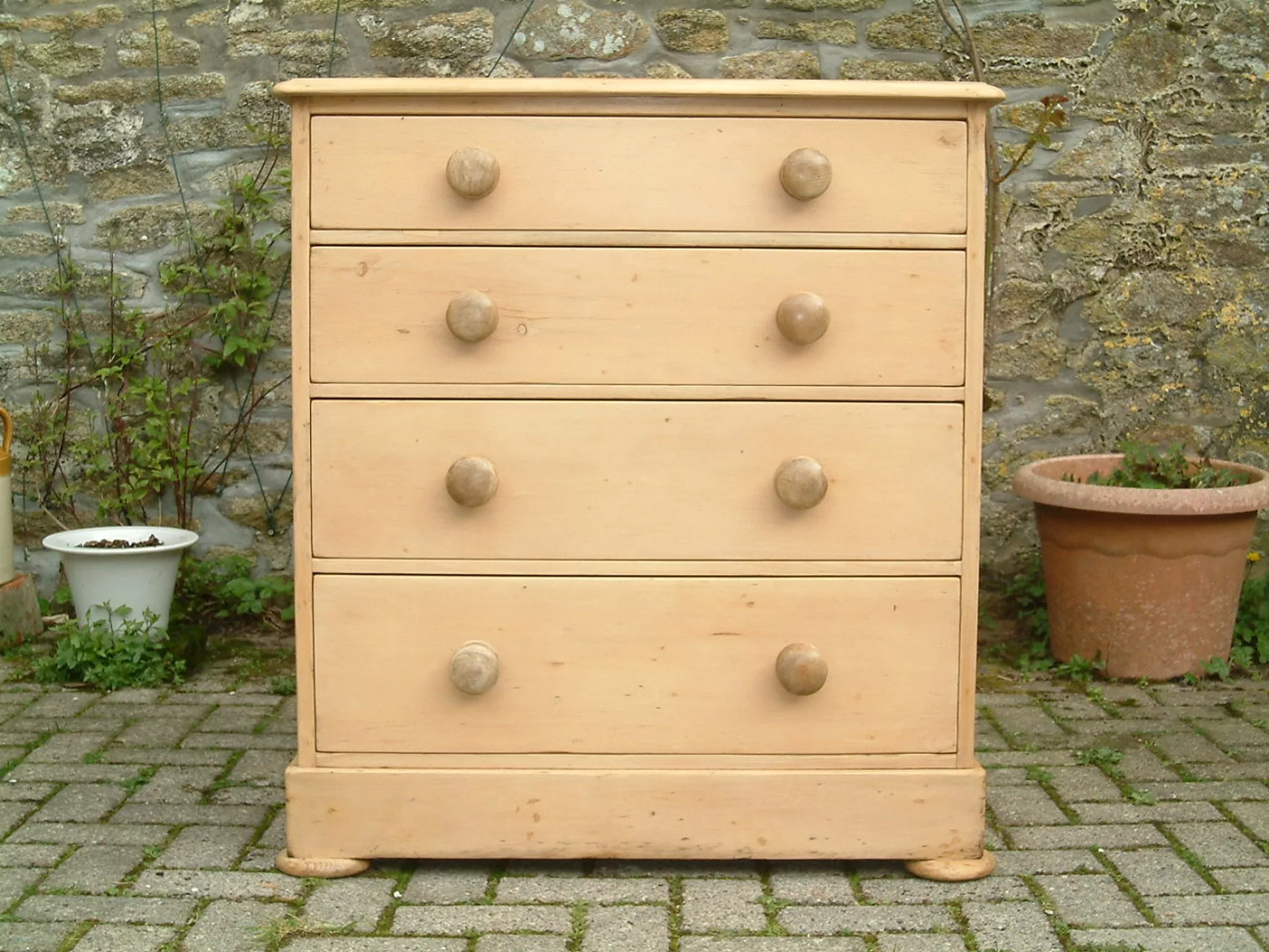 Early Victorian Chest-close front image