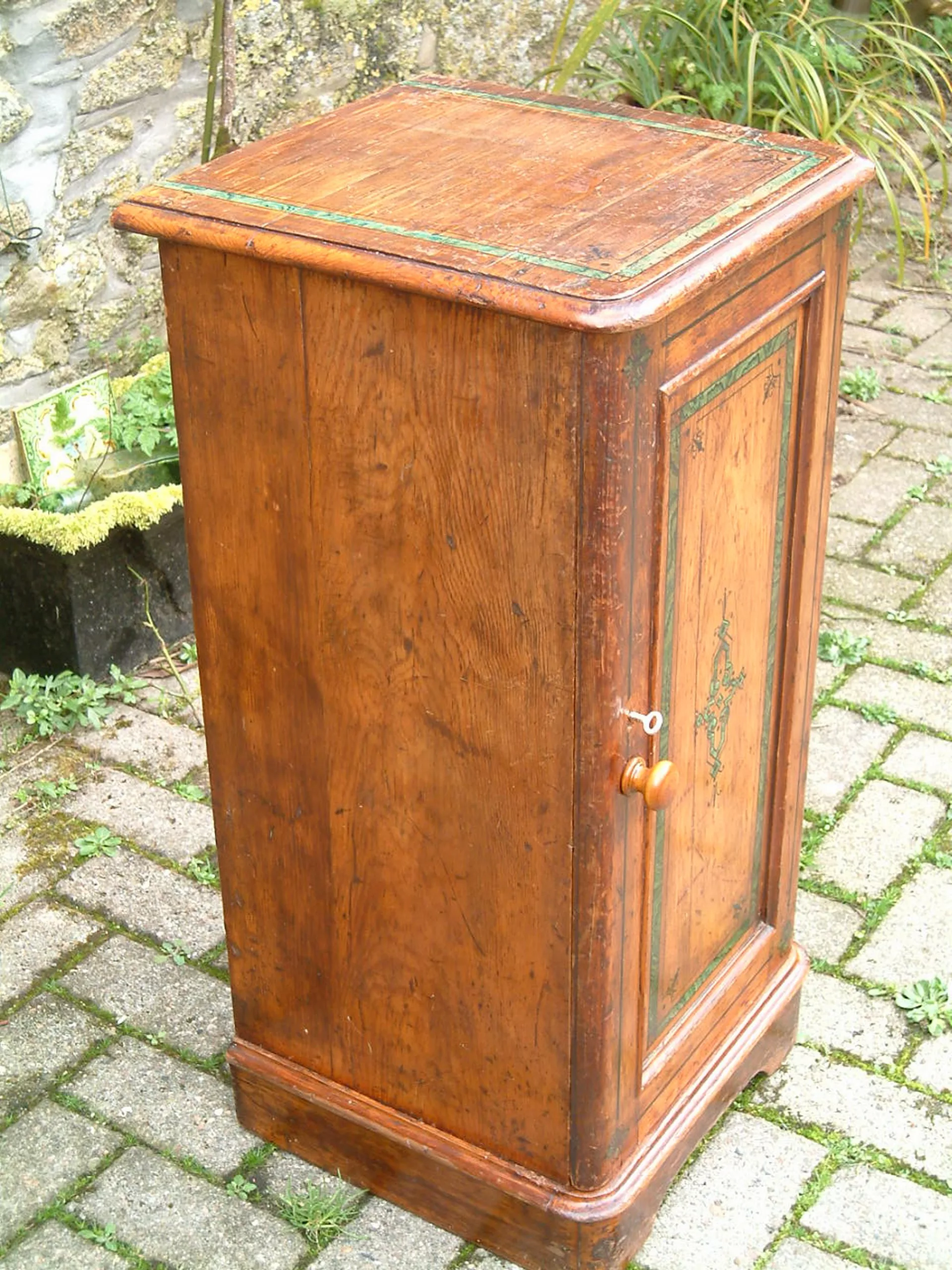 Victorian Pine Pot Cupboard-left profile