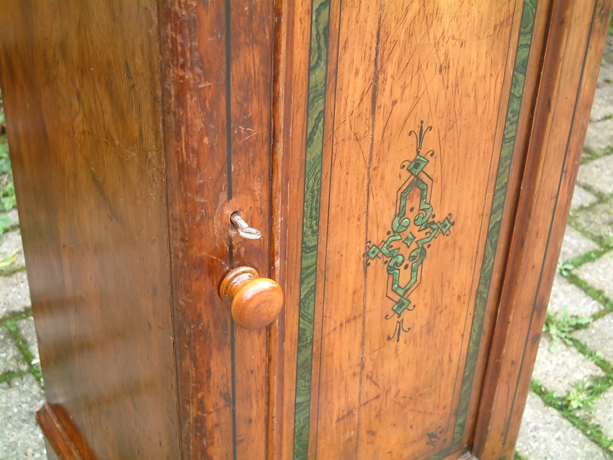 old pine pot cupboard-image showing door knob and key