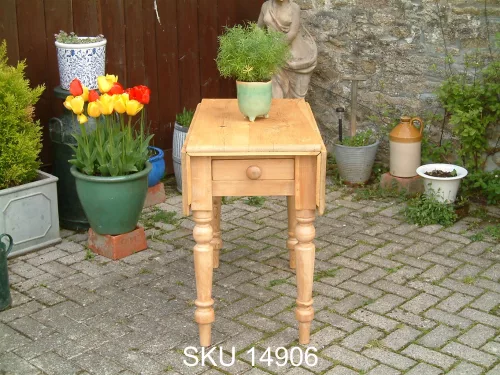 Antique dropleaf table - front with floral decoration
