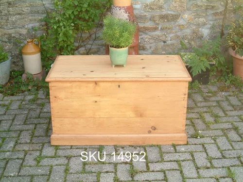 Antique Victorian pine box-front