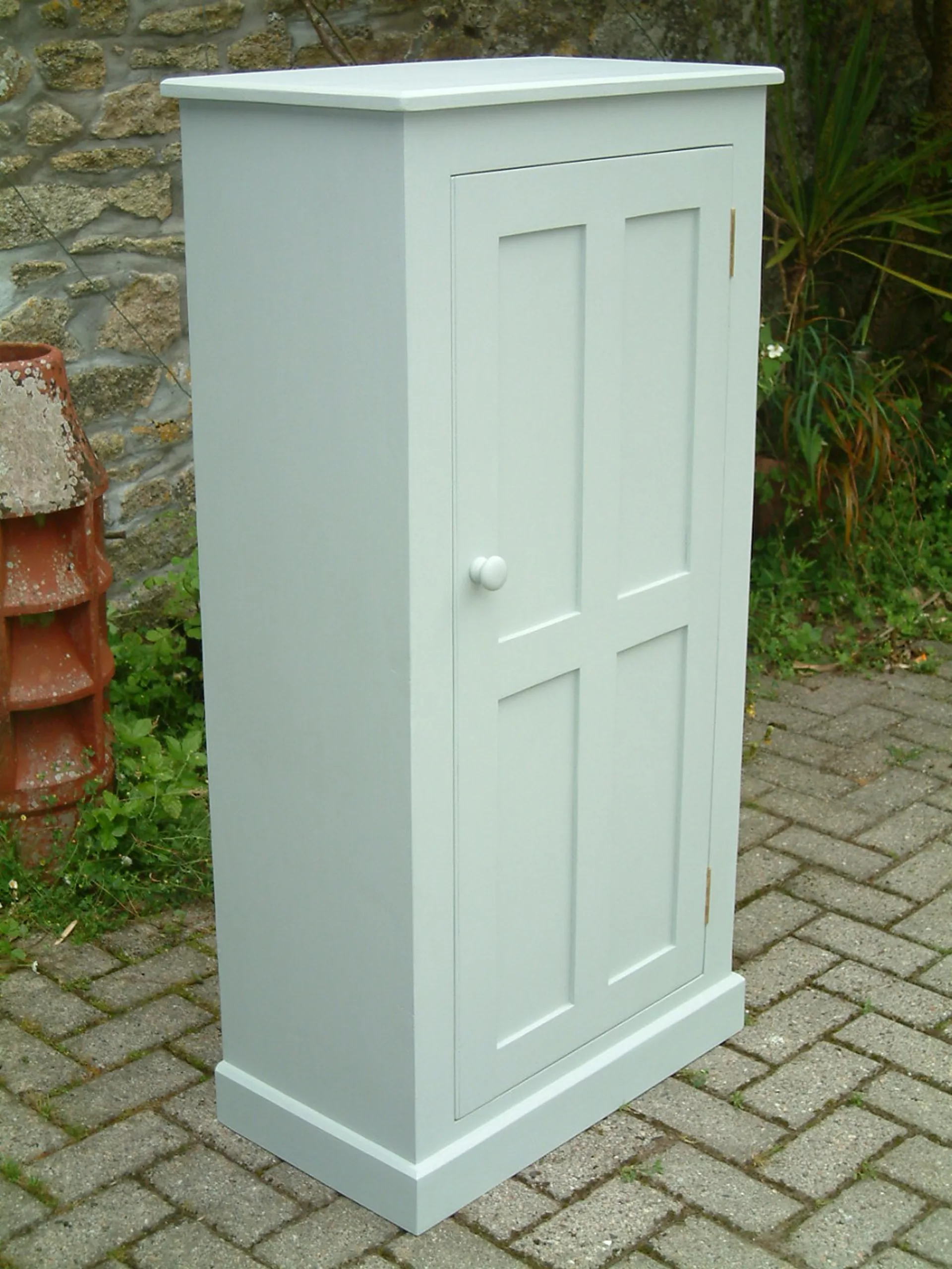 painted pine cupboard - left side profile