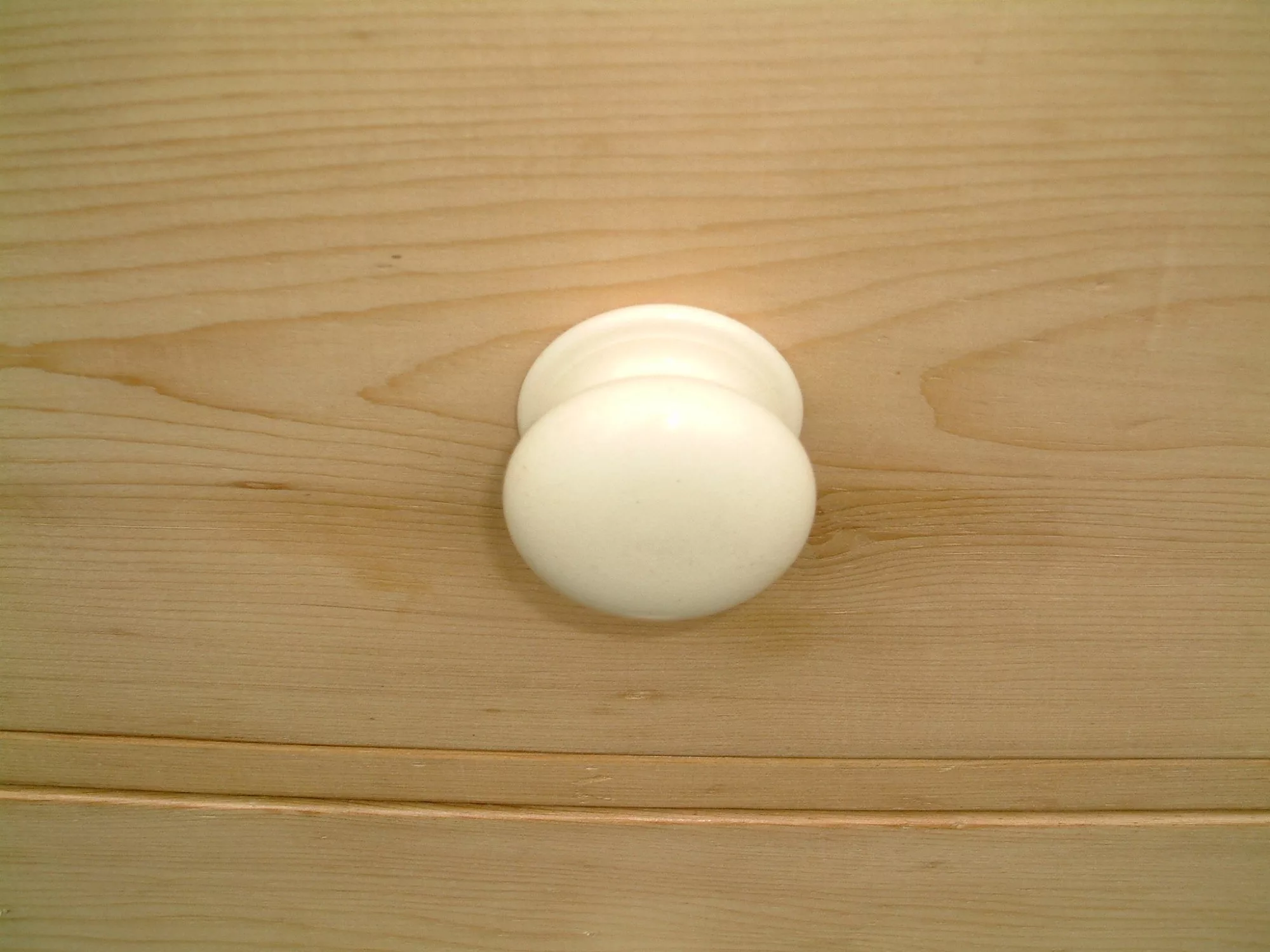 antique pine chest of drawers - antique ceramic knob
